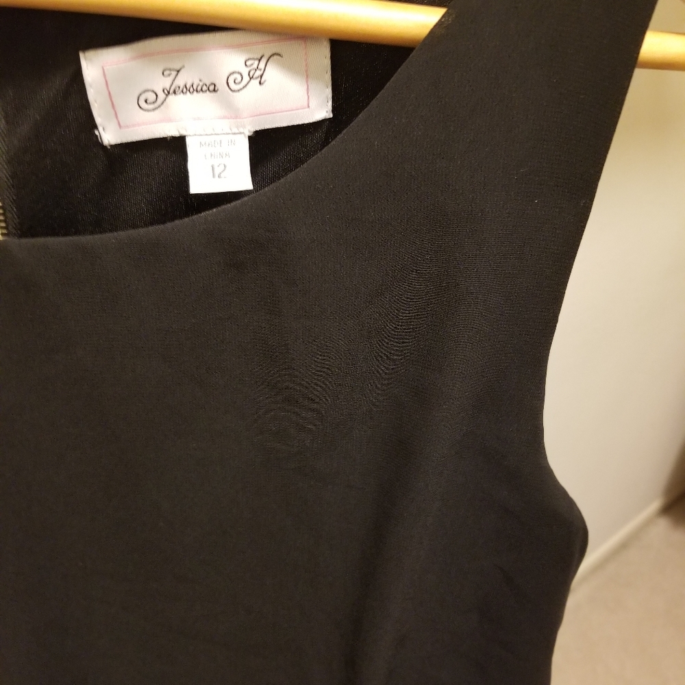 Dress - Picture 5 of 6